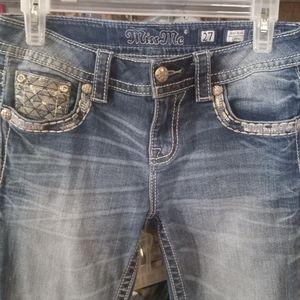 Miss me capris size 27